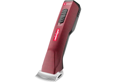 OPAL XTEND CLIPPER EU/GB
WITH LI-IONIC BATTERY 7.2V/2.85AH/20.5WH,
CLIPPER HEAD BLENDING BLADE AND 2 BATTERIES IN
CARRY CASE